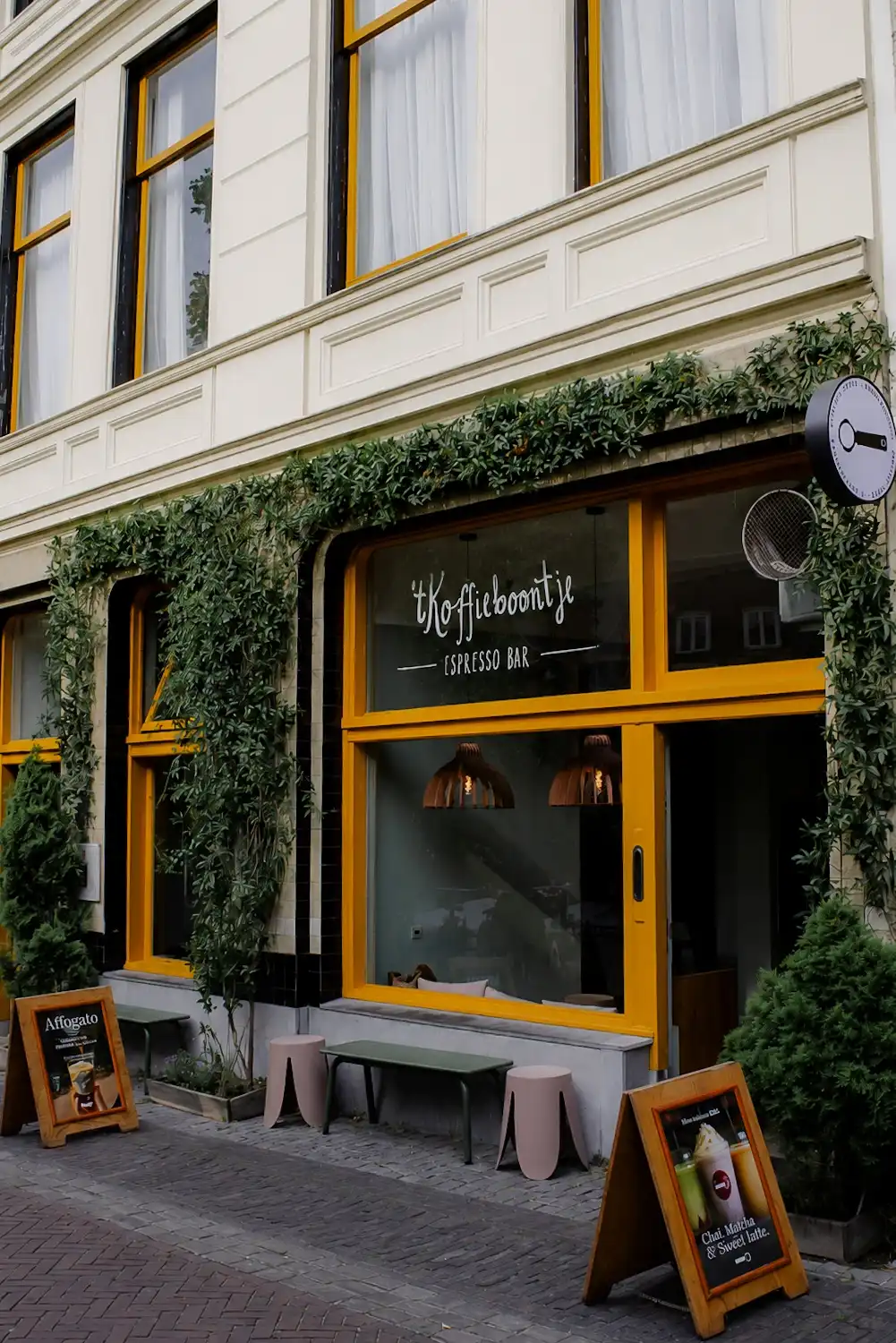 Interieur van de koffiebar